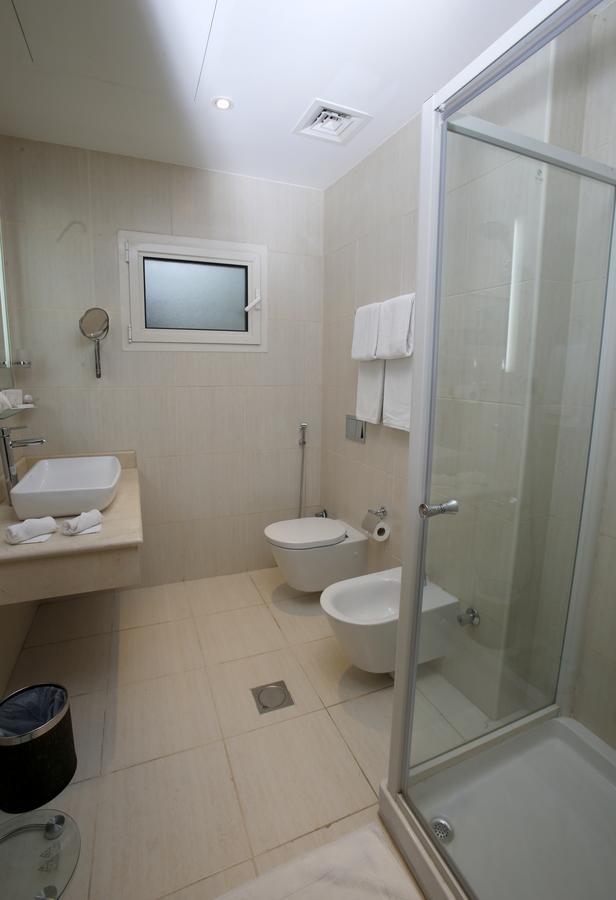 Rawda Hotel Doha Buitenkant foto
