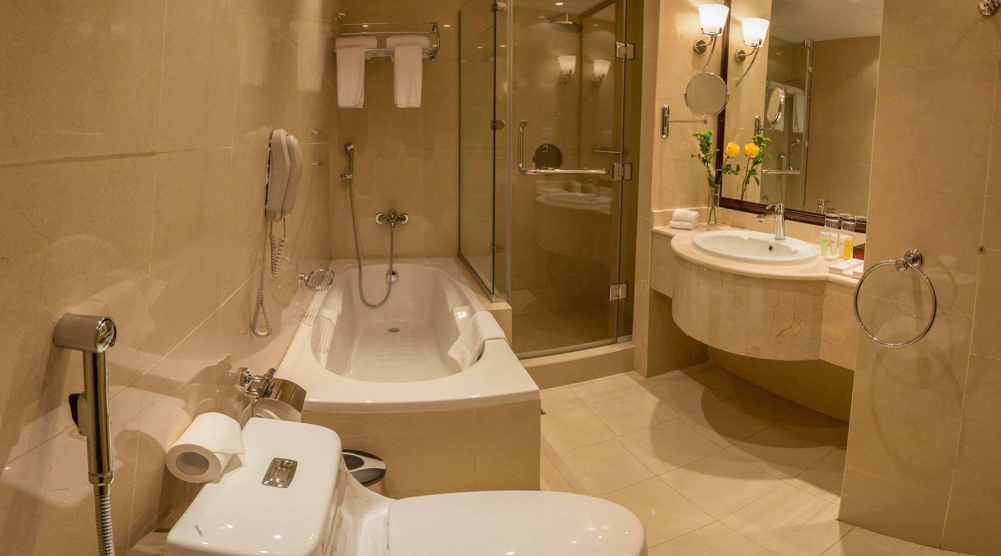 Rawda Hotel Doha Buitenkant foto